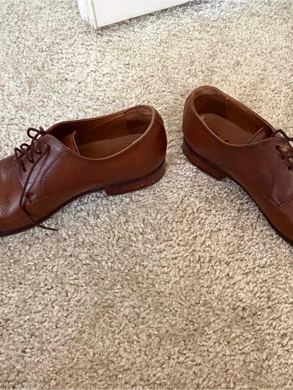 Florsheim Men’s Cognac Brown Cap-Toe Oxfords